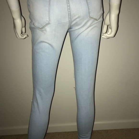 Sold - Picture 4 of 7